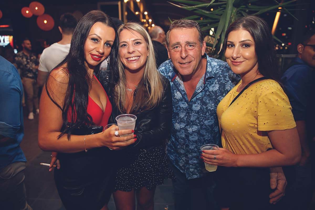 Celebrate NYE with Friends